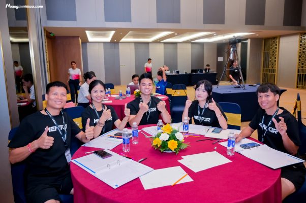 Sơ đồ tam giác cân bằng kinh doanh bền vững