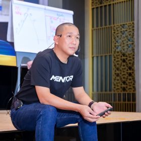 Biểu đồ 20% chuyên môn và 80% cách làm người