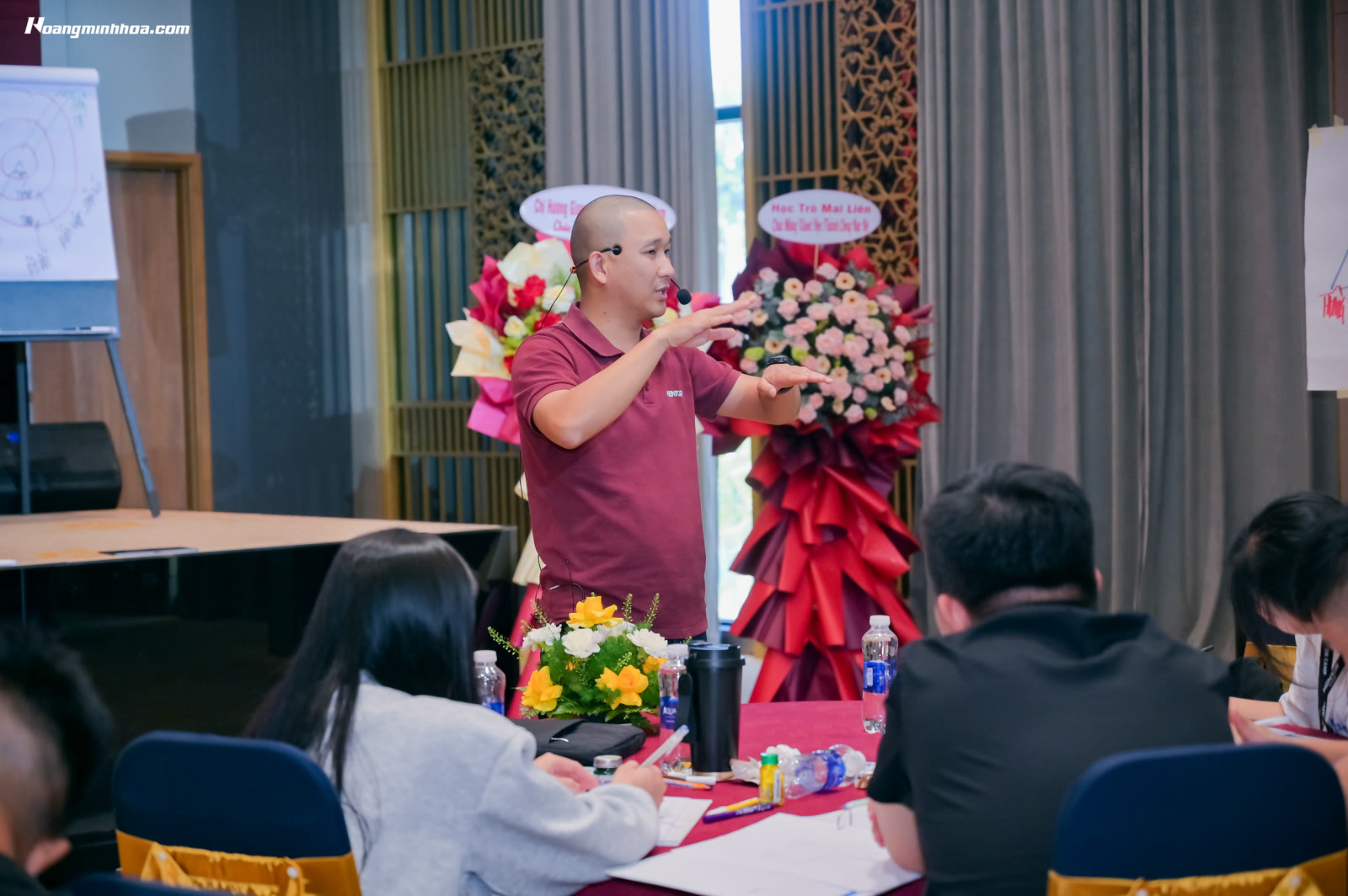 tiền đến từ đâu và sự đồng thuận của người dân tạo dòng tiền bền vững