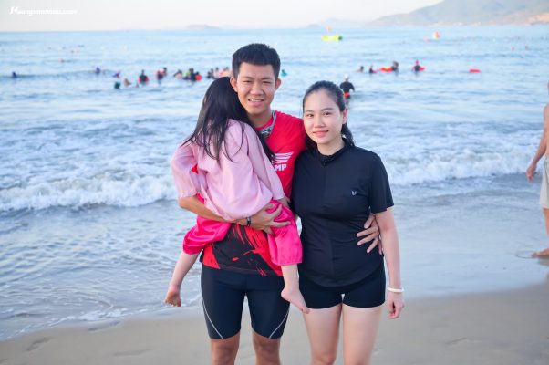 So sánh thân giáo và làm gương trong dạy con