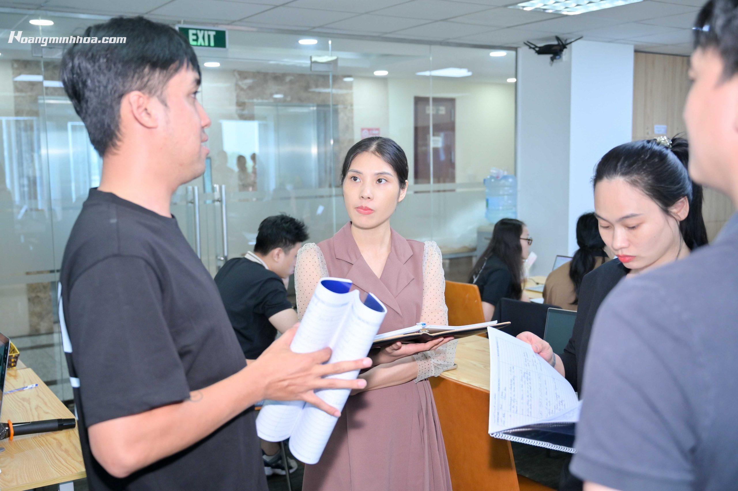 Cách bán hàng hiệu quả dựa trên sự đồng thuận của khách hàng và cộng đồng
