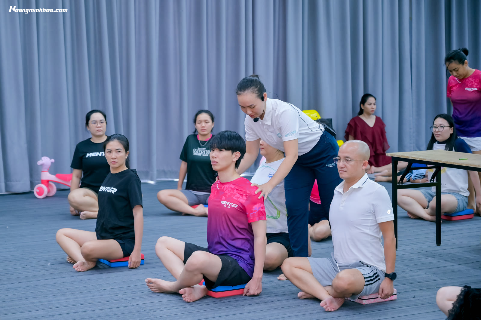 Bí quyết trẻ hóa tự nhiên qua 15 phút thực hành tánh không mỗi ngày