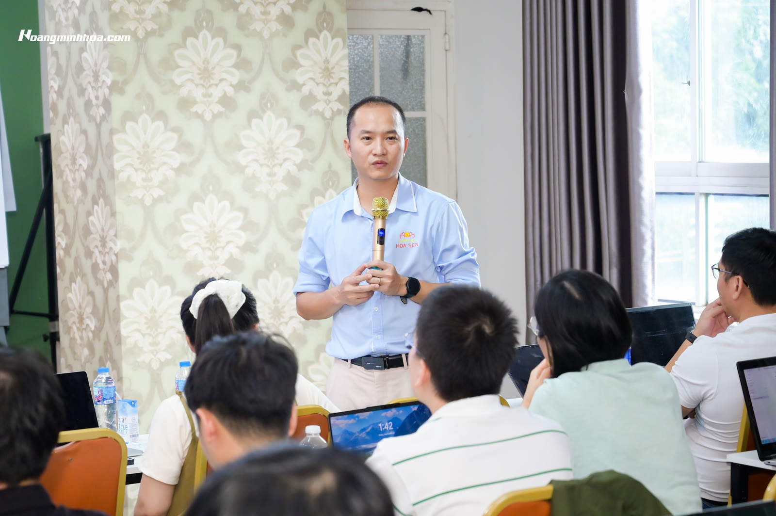 Cho đi nhận lại là gì trong kinh doanh và trong đời sống khác nhau thế nào