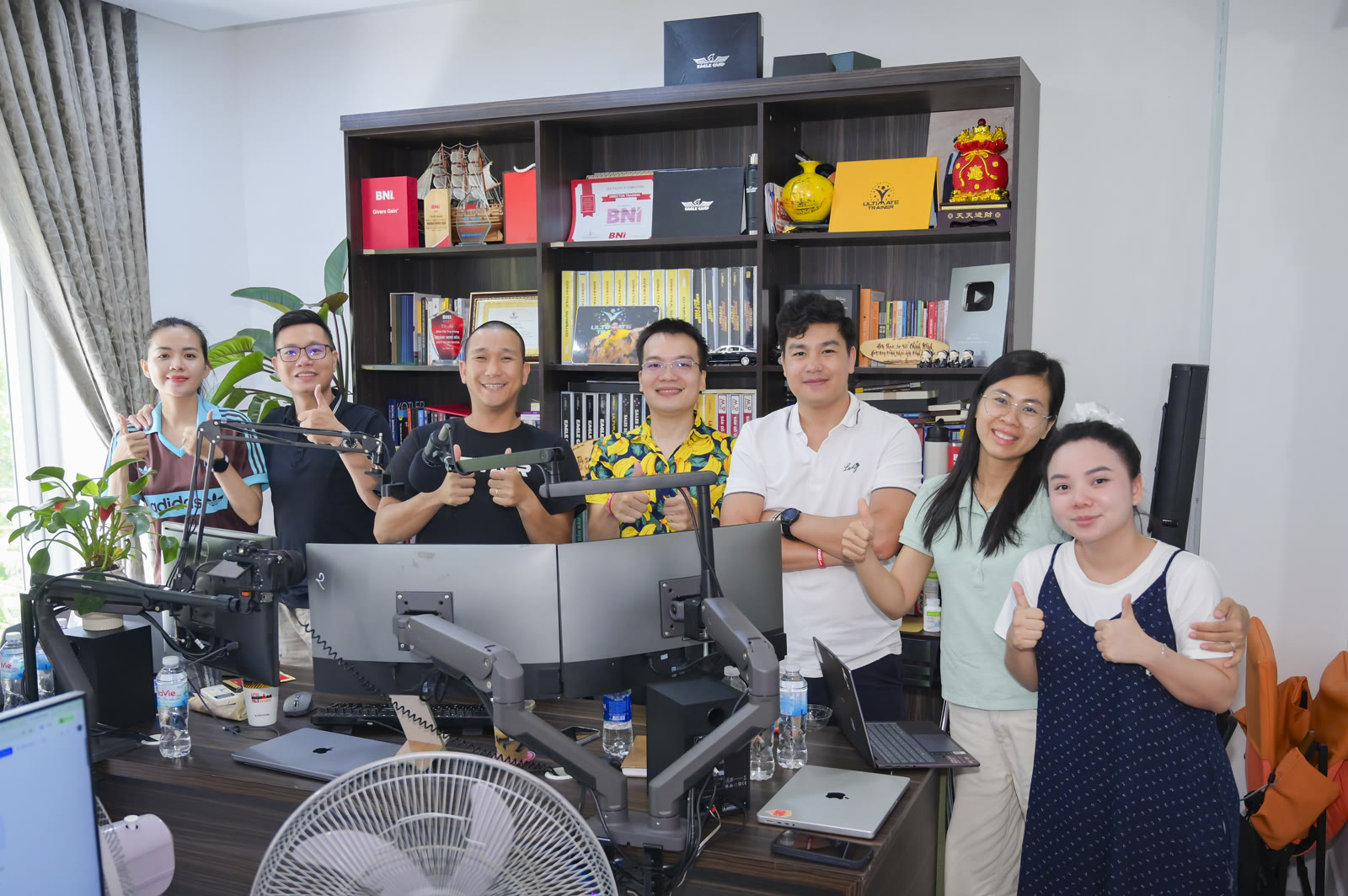 Quản lý công ty xây dựng qua phiếu khoán việc và nghiệm thu đội thợ